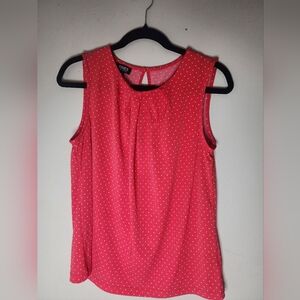 Jones New York red with white Polka Dots Sleeveless Blouse Size Medium